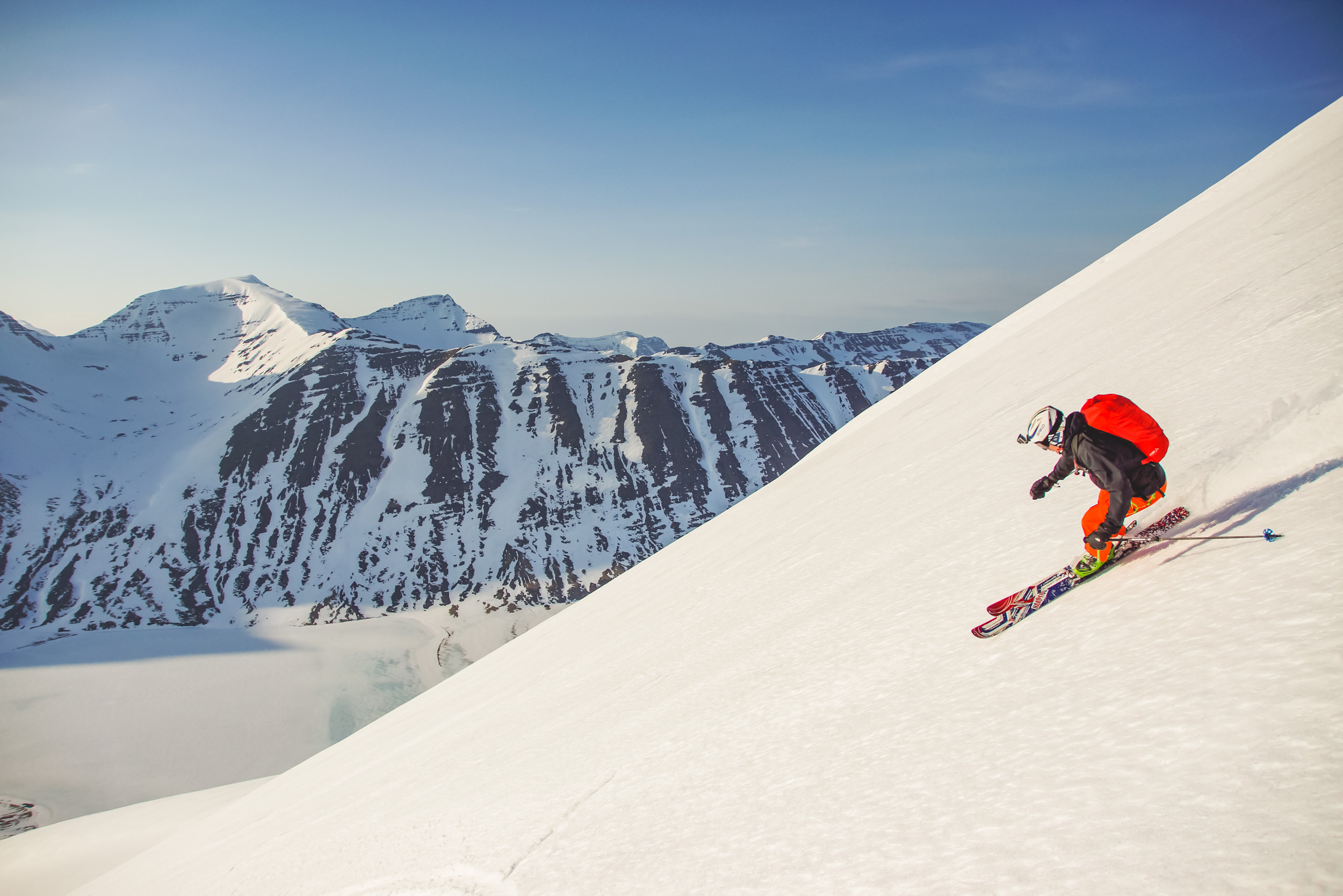 Mountain Network - toerskiën Troll Peninsula, IJsland_11